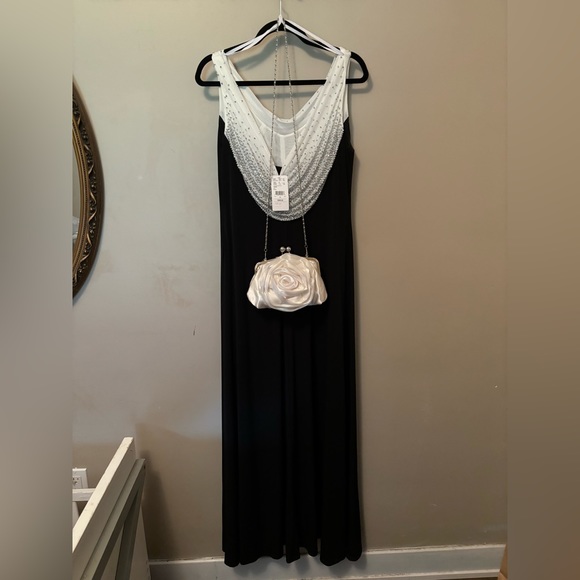 Beautiful rhinestone Black formal dress BNWT - Picture 3 of 5